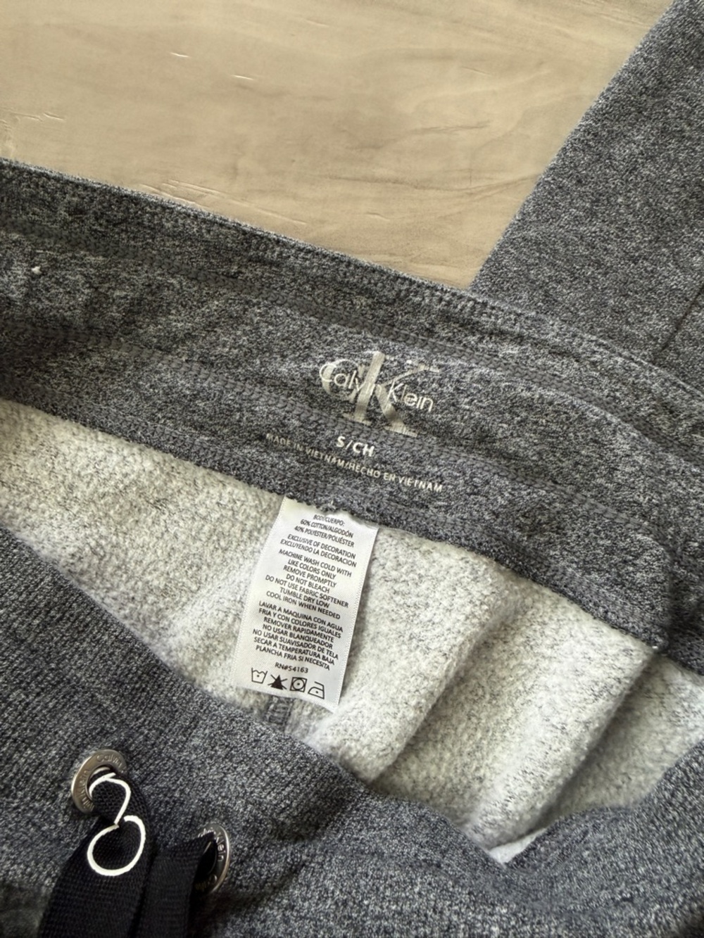 Calvin Klein Gray Joggers Logo Drawstring Sweats Lounge Pants Women’s Size Small - Picture 4 of 6